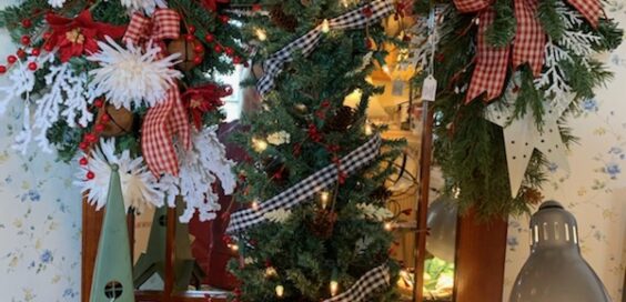 The Cinnamon Apple Cottage Gift Shoppe