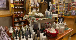 The Cinnamon Apple Cottage Gift Shoppe