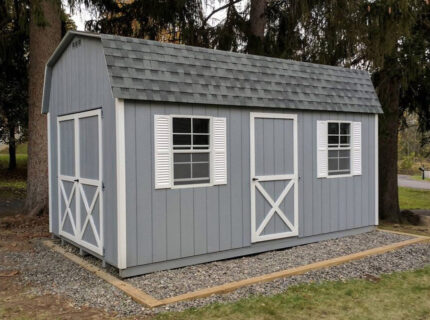 Thee Amish Structures