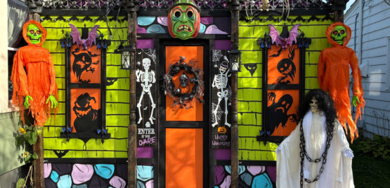 Chiller Haunted House